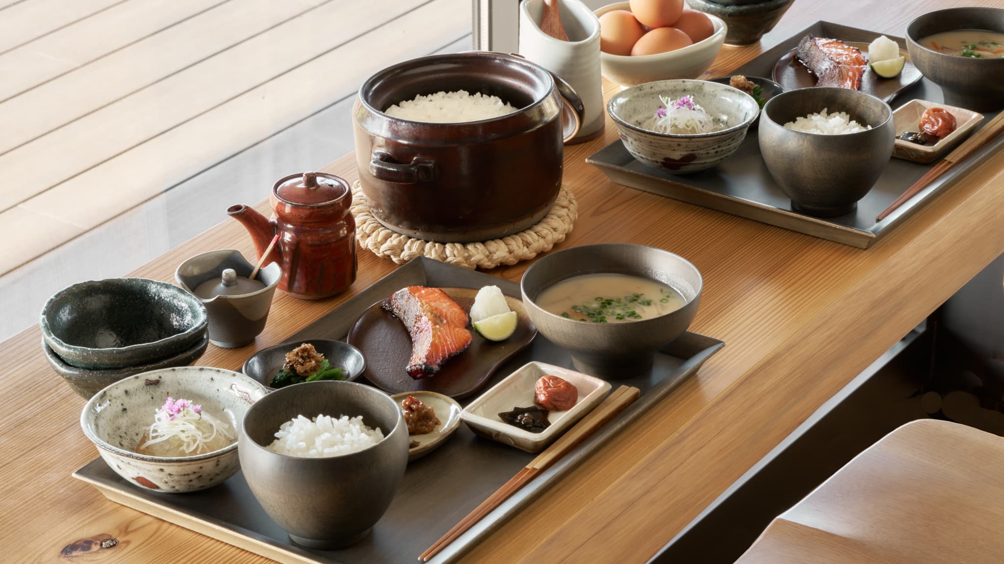 뚝배기 밥 아침 식사