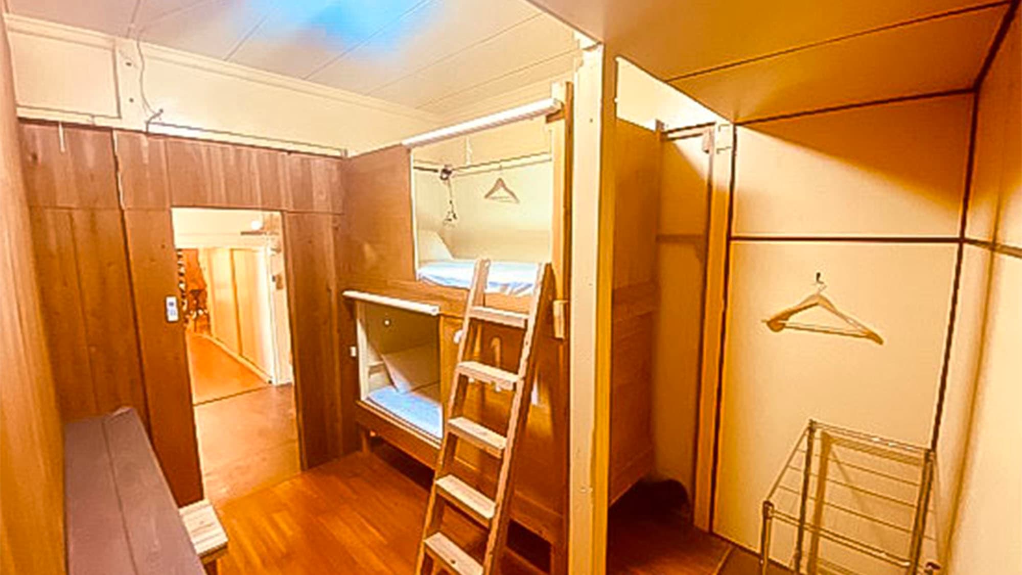 Private rooms with e-keys