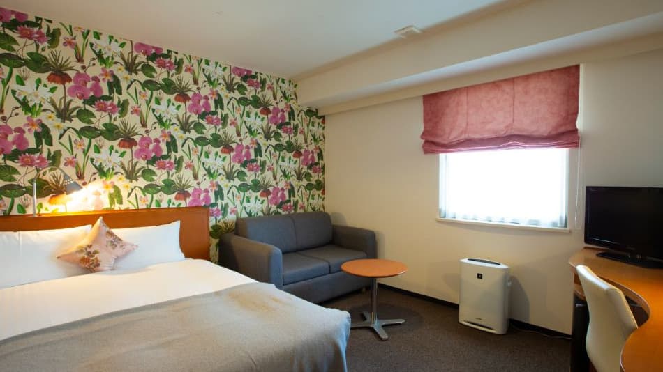 Women-only Ladies Floor