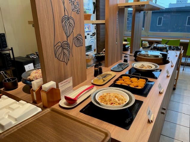 Free healthy breakfast