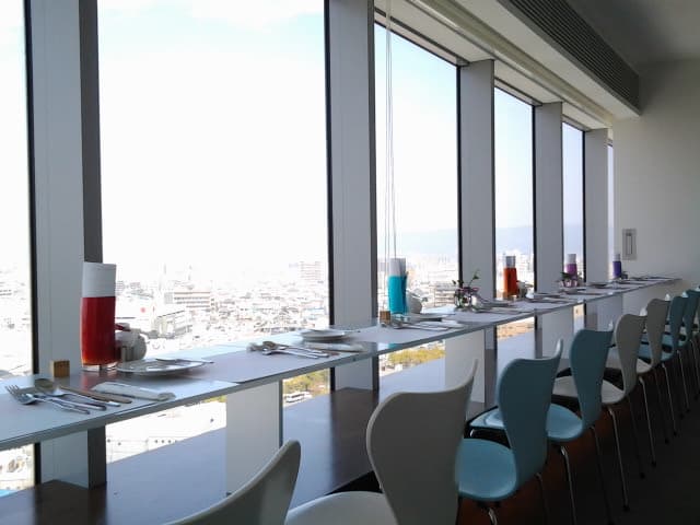 French dining and a cafe
