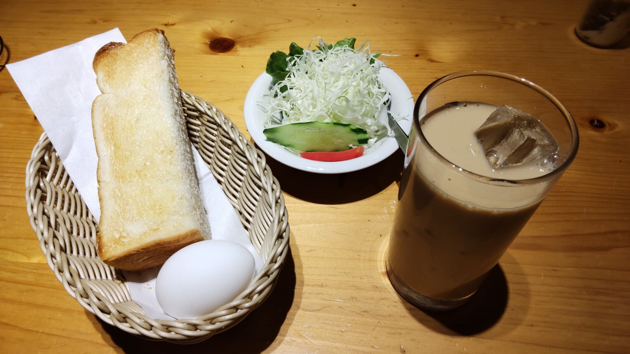 Komeda Coffee breakfast