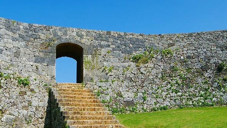 10 seconds to Zakimi Castle