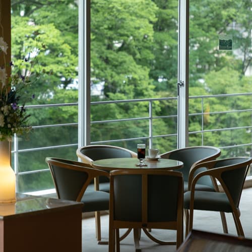 A 35-Dish Breakfast Buffet and More
