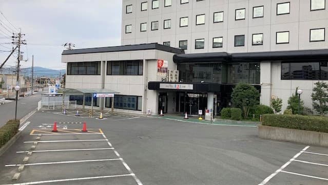4个免费停车场