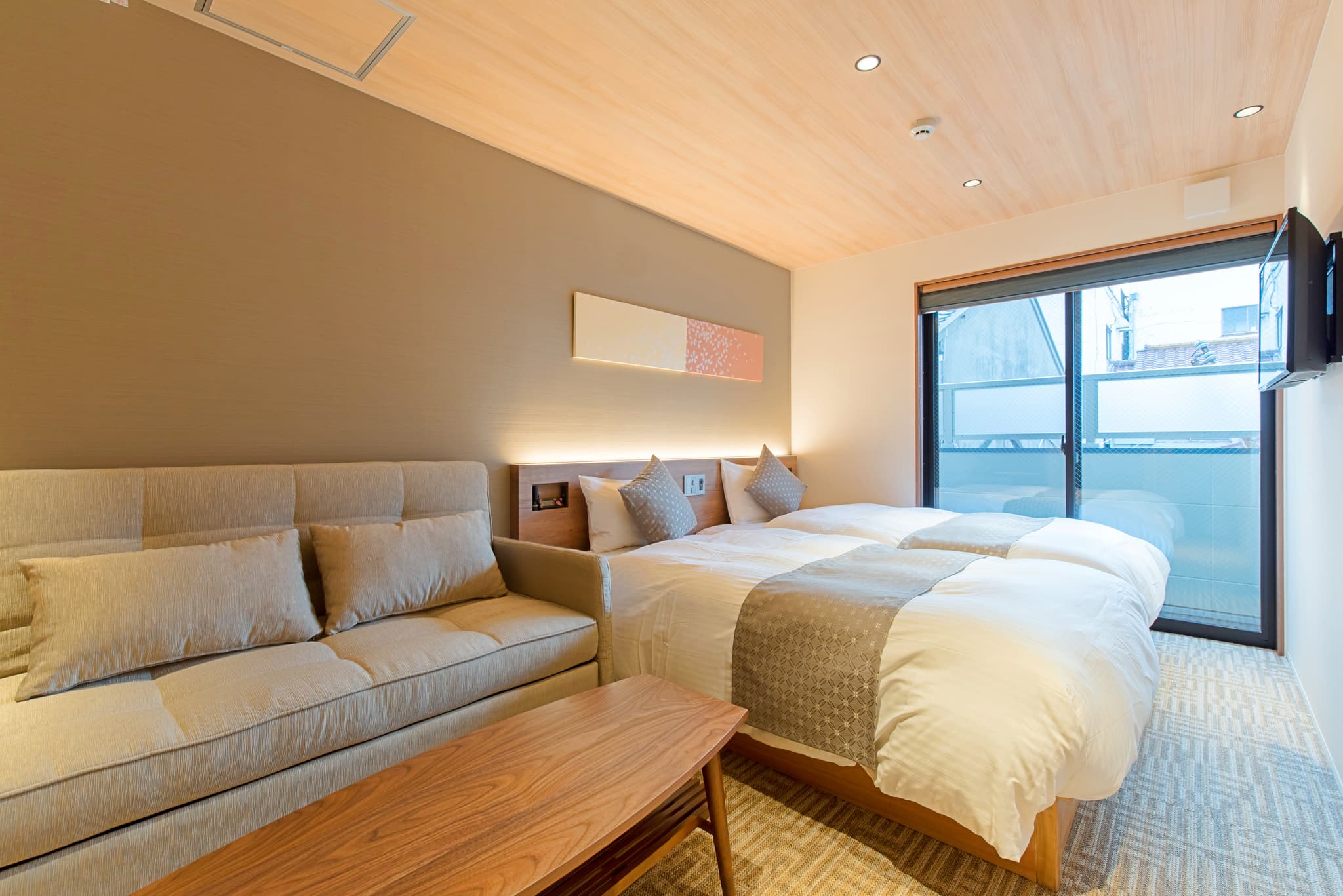 Rooms for up to 4