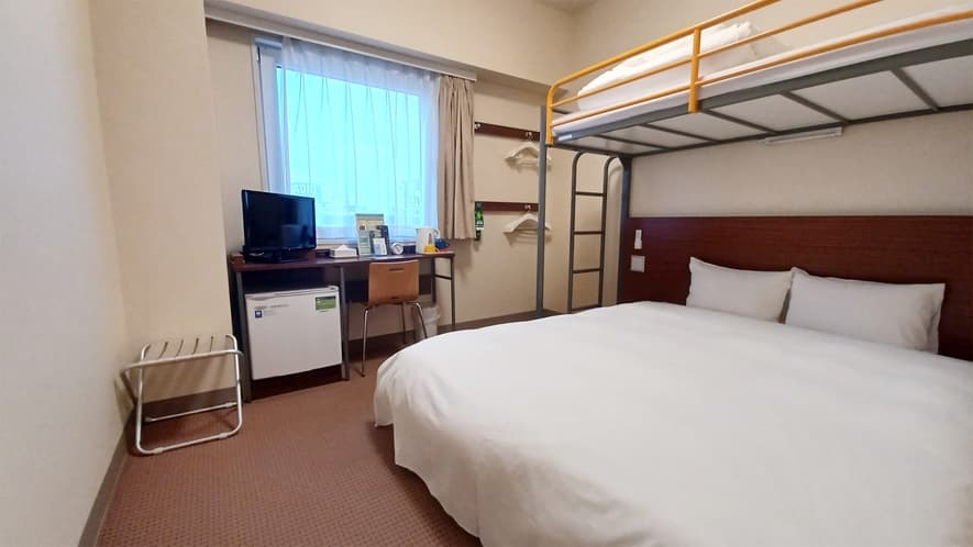 Rooms with loft beds
