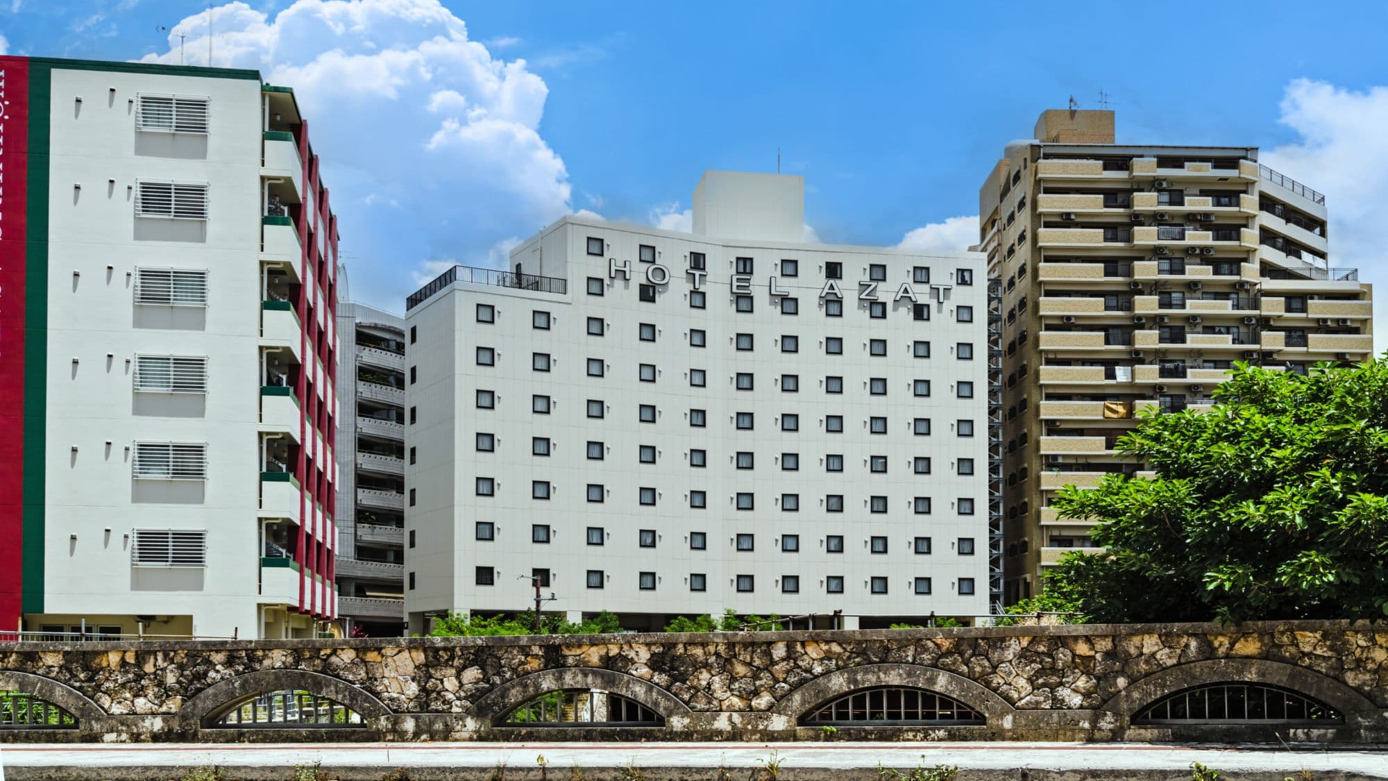 Hotel Azat Naha