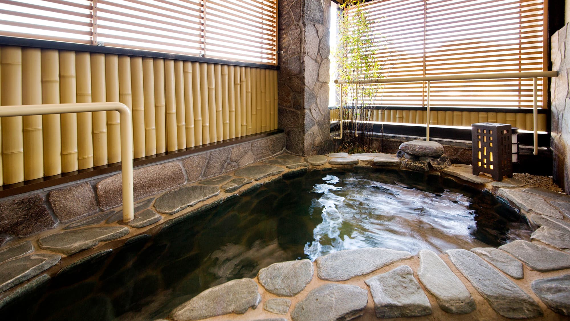 Suites with Their Own Open-Air Bath