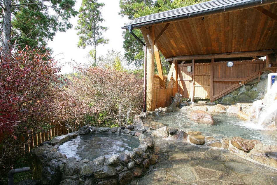 Private forest bath