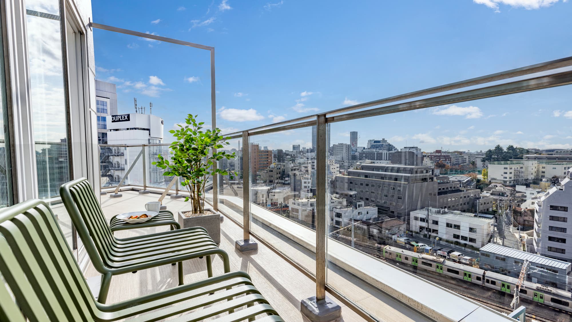 Deluxe Twin balcony