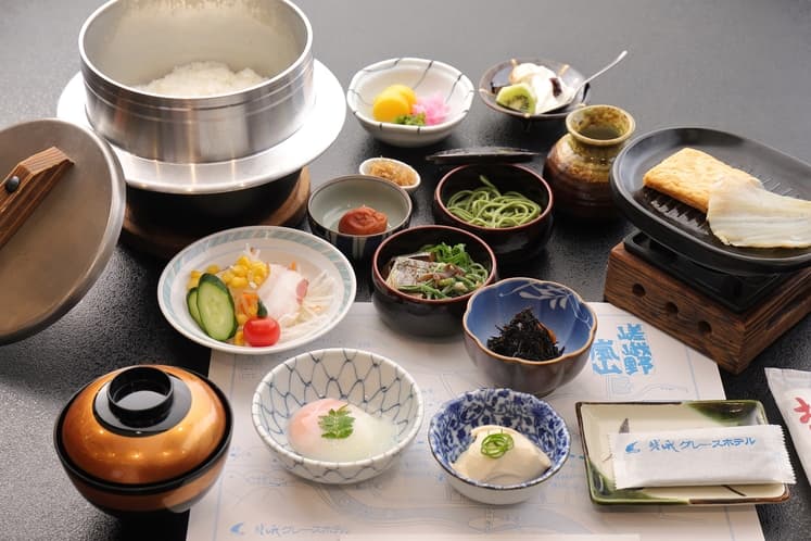 료칸식 아침 식사