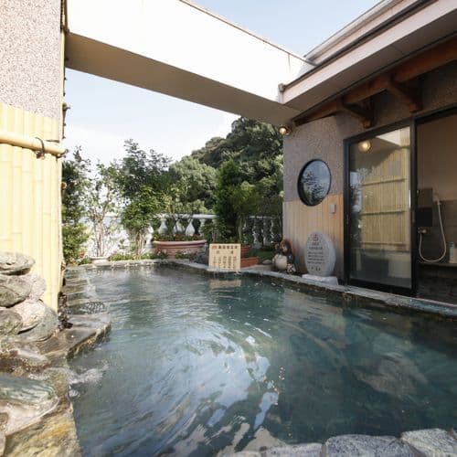 Top-floor hot spring bath
