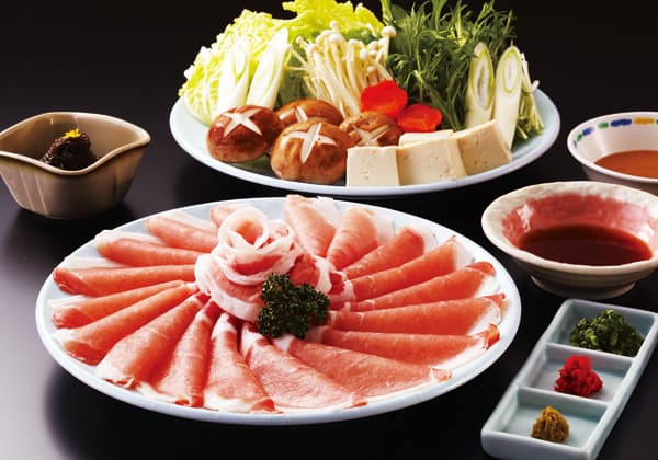 All-you-can-eat hot pot courses